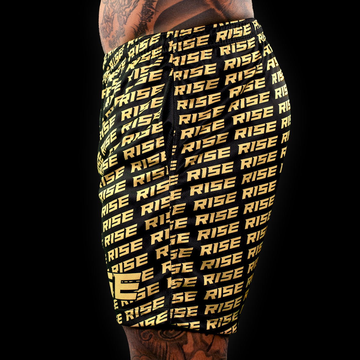 RISE GYM SHORTS PATTERN (BLACK/GOLD)